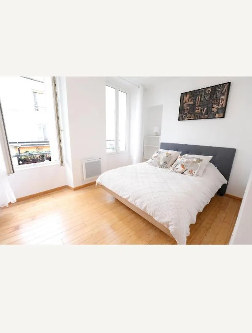 Elegant Apartment Paris